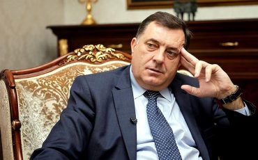 dodik fotelja