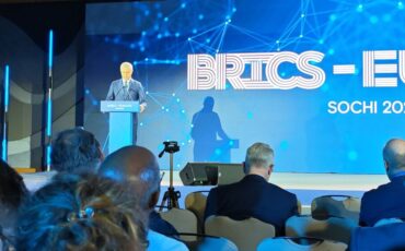Kostadinov na Briks 1