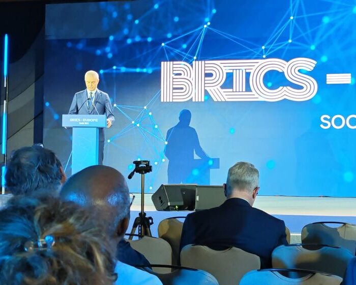 Kostadinov na Briks 1